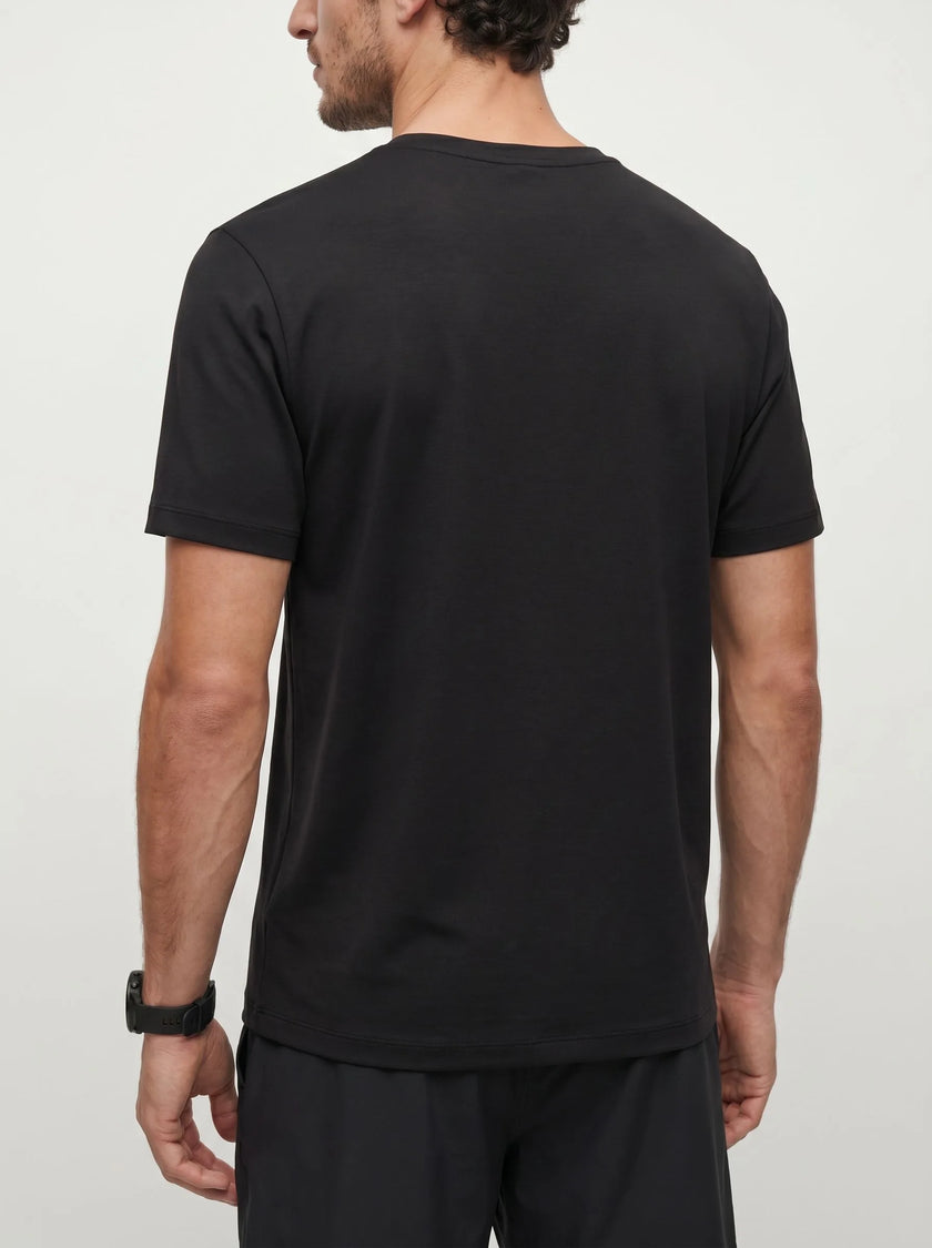 BVM TP TEE 004 BLK 06 half body back